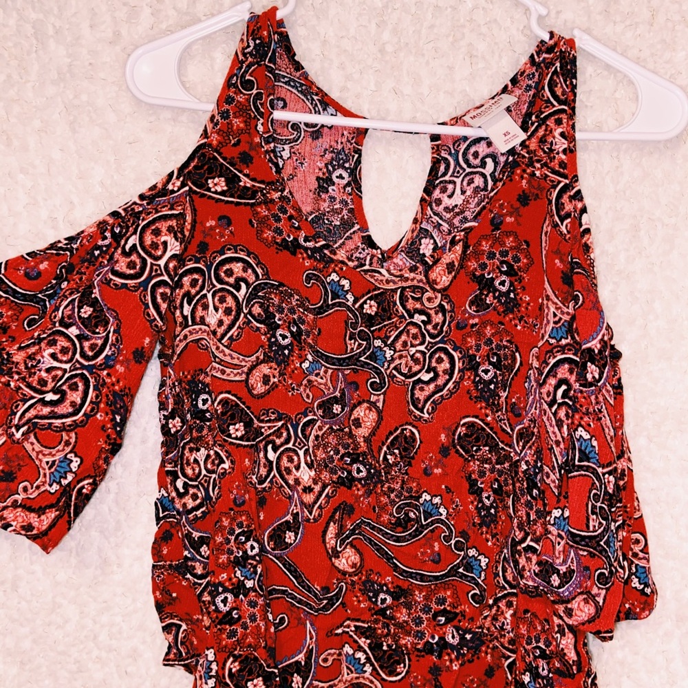 Mossimo Supply Co, off the shoulder tee